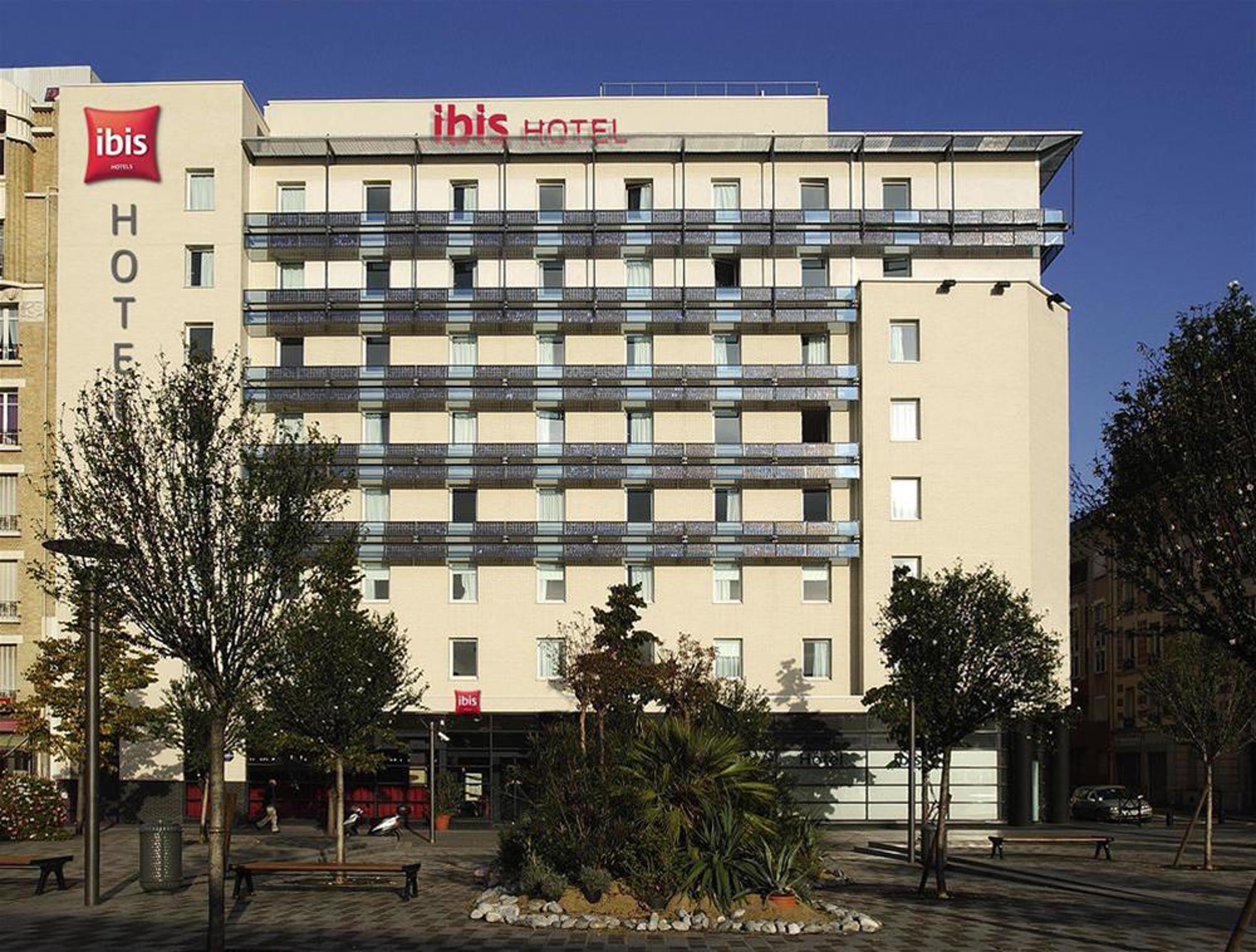 Ibis Paris Porte De Clichy Centre Eksteriør billede